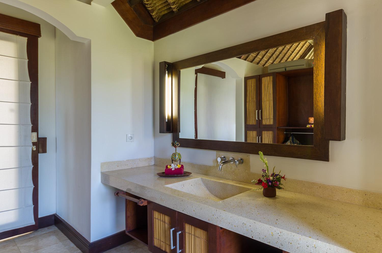 Toyabali Beach Bungalows