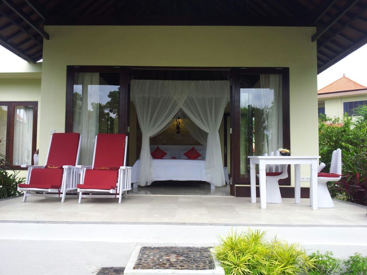 Toyabali Beach Bungalows