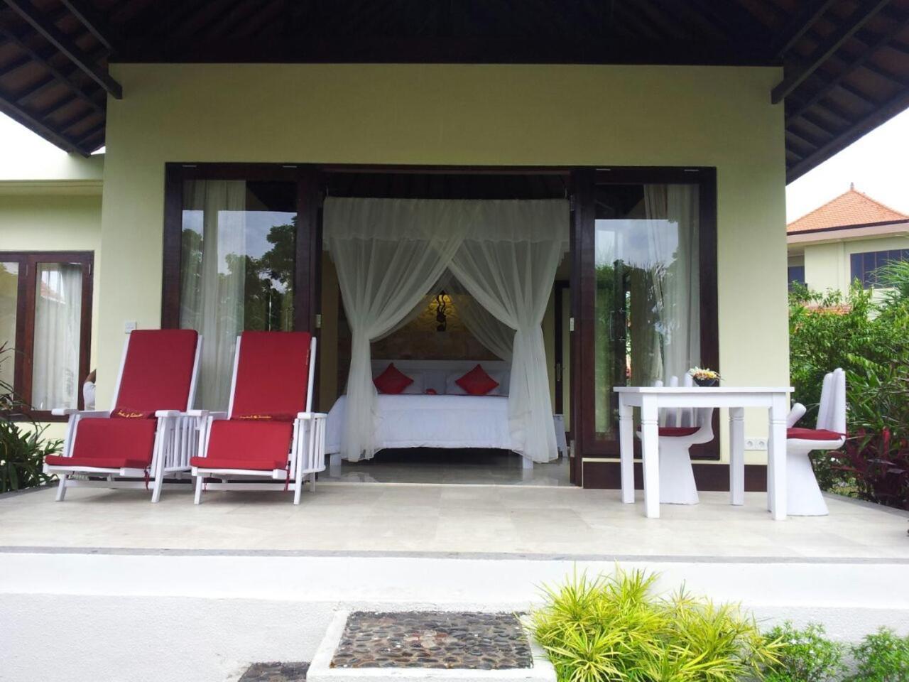Toyabali Beach Bungalows