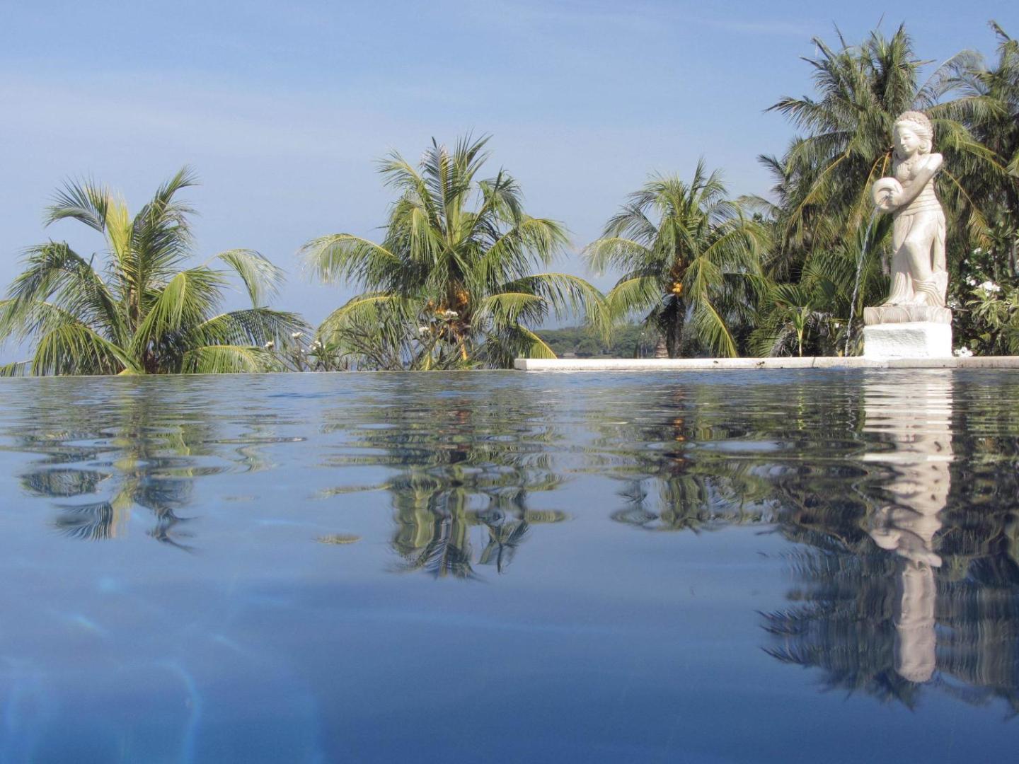 Toyabali Beach Bungalows