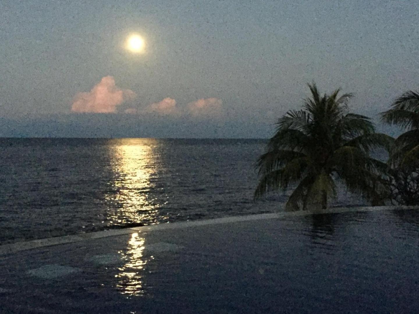 Toyabali Beach Bungalows
