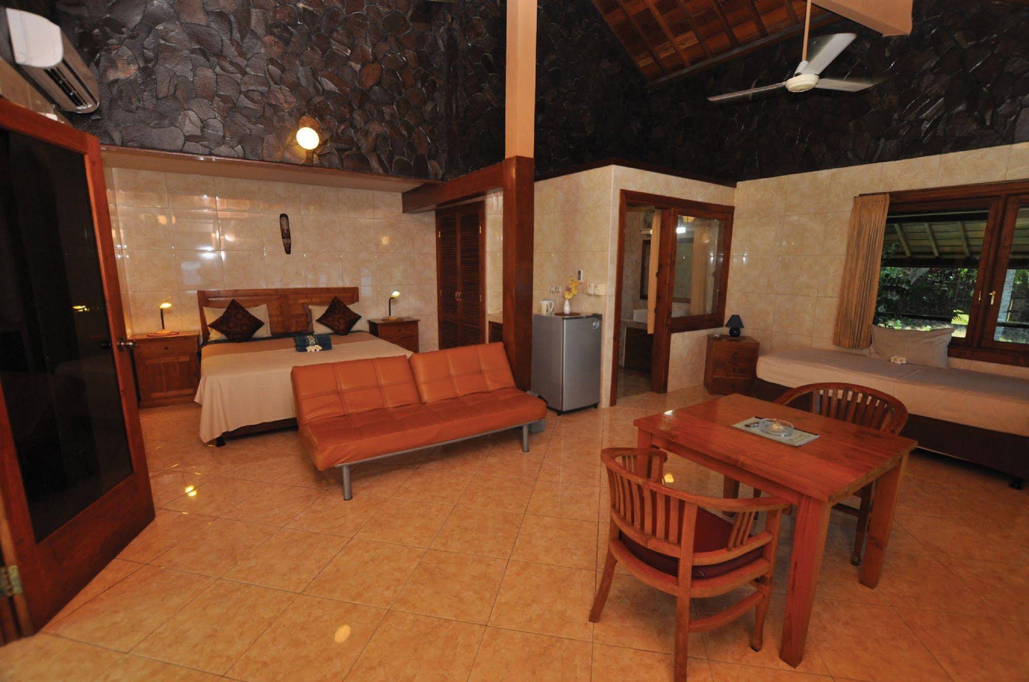 Tulamben Wreck Divers Resort