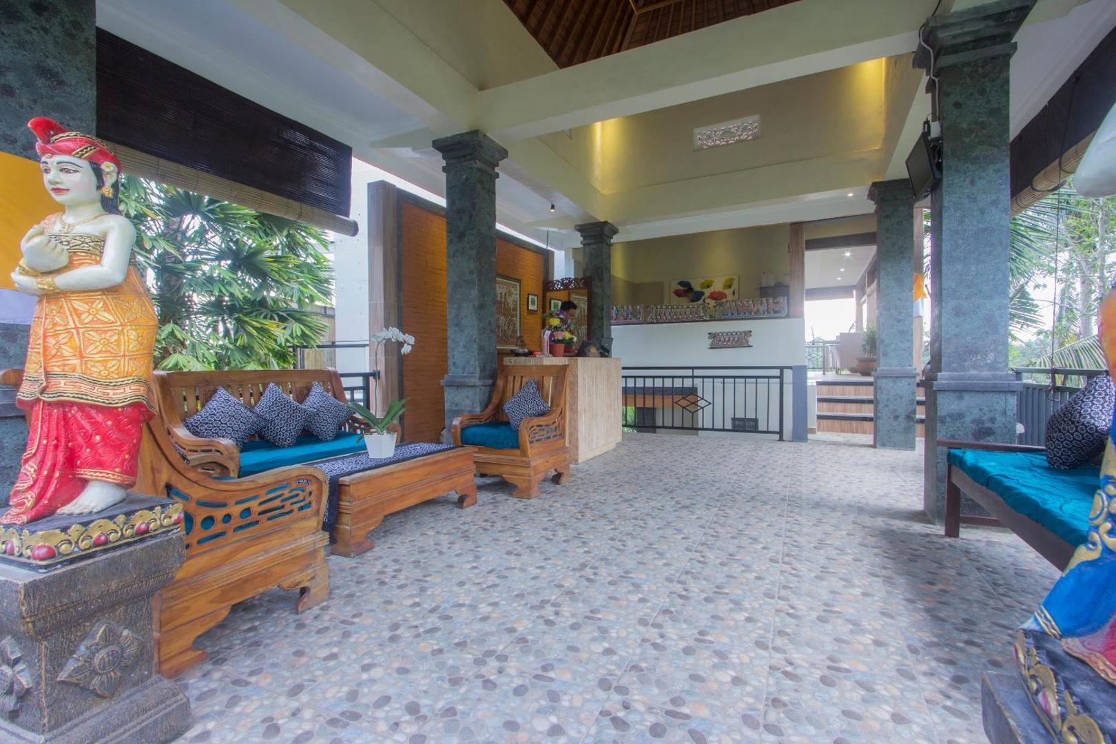 Adi Bisma Inn