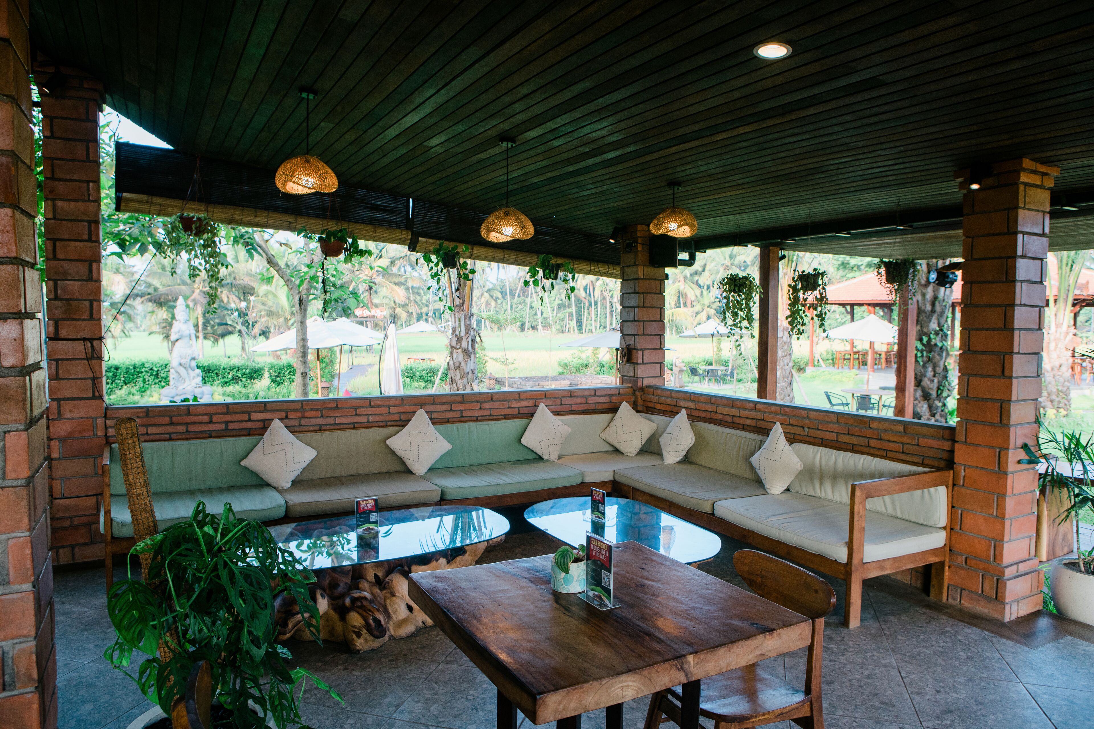 Adil Villa & Guest House