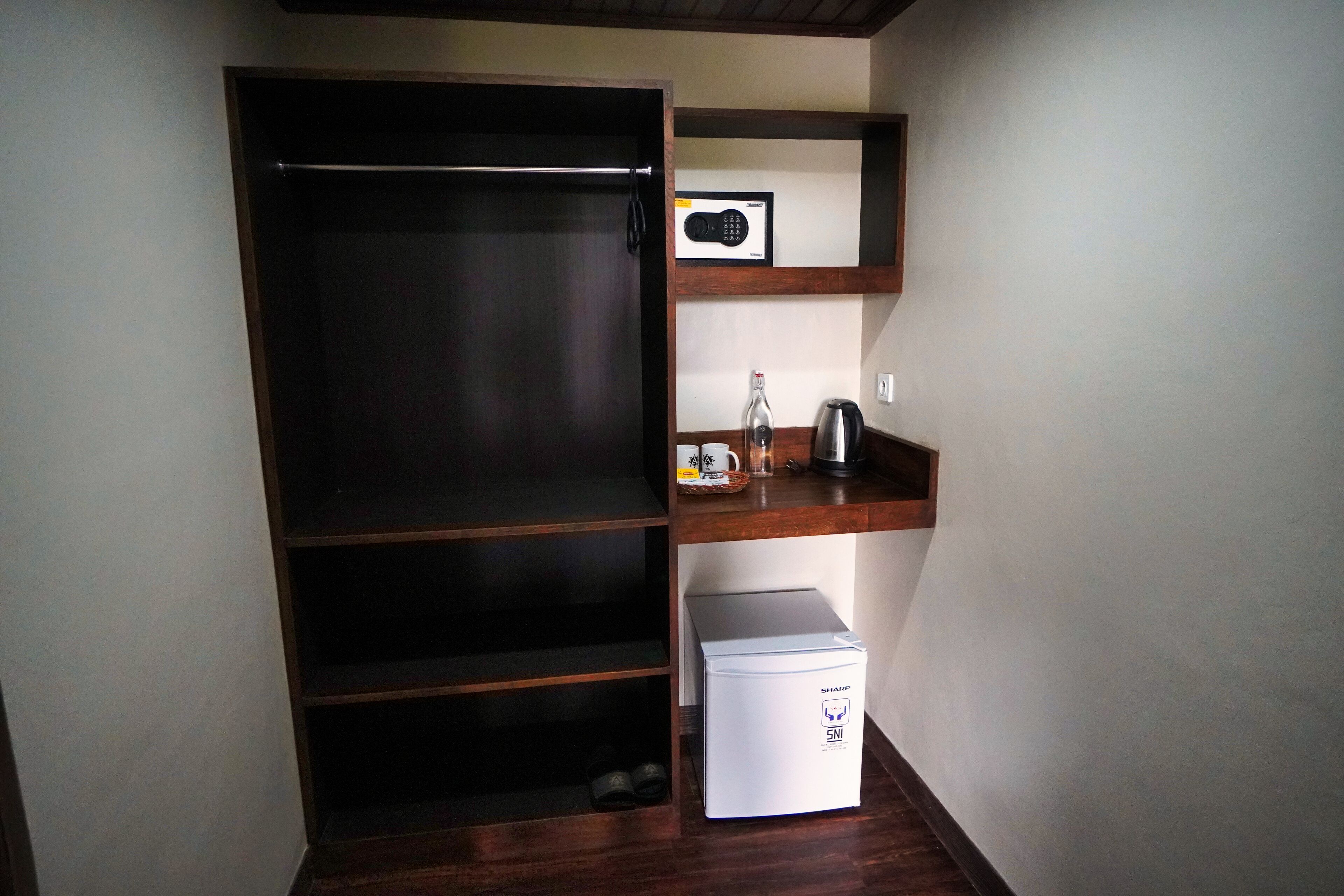 Adil Villa & Guest House