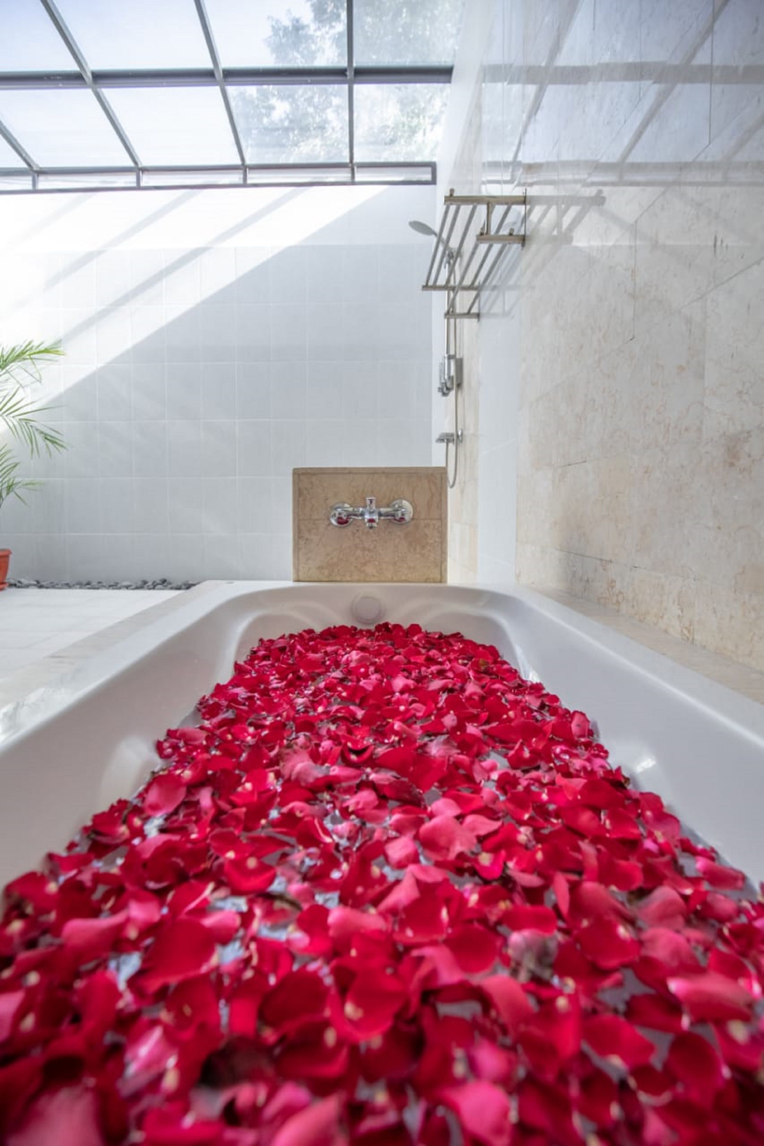 Adil Villa & Guest House