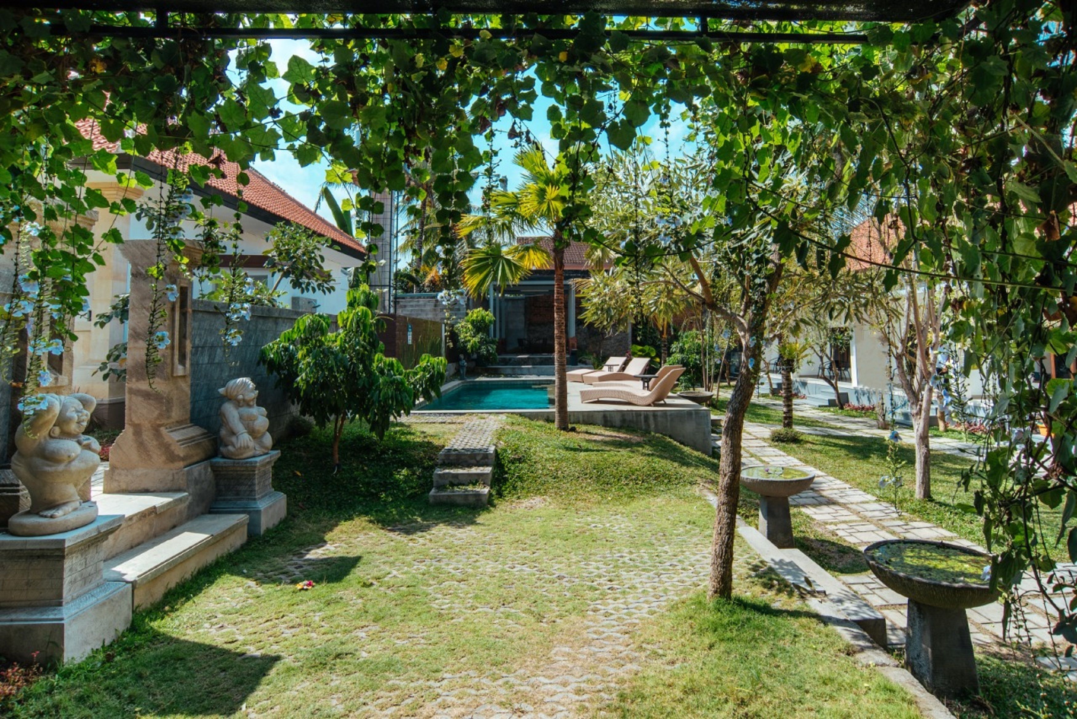 Adil Villa & Guest House