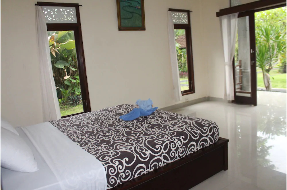 Alit Bungalow