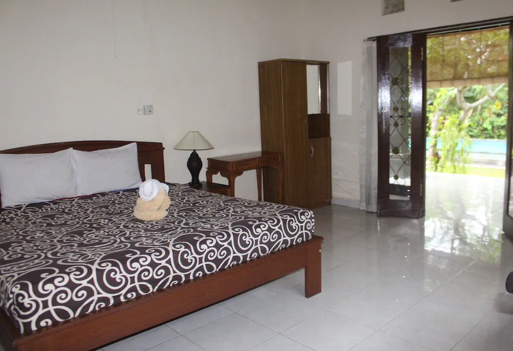 Alit Bungalow
