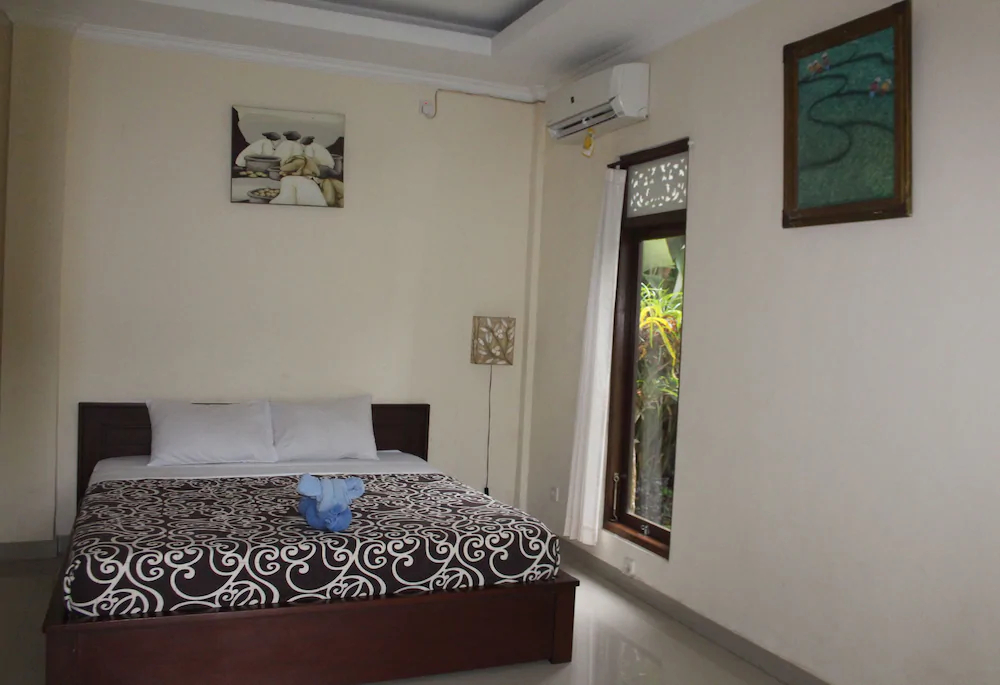 Alit Bungalow
