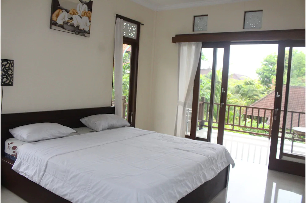 Alit Bungalow