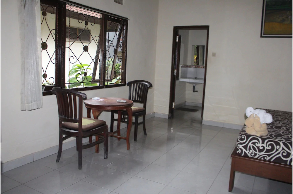 Alit Bungalow