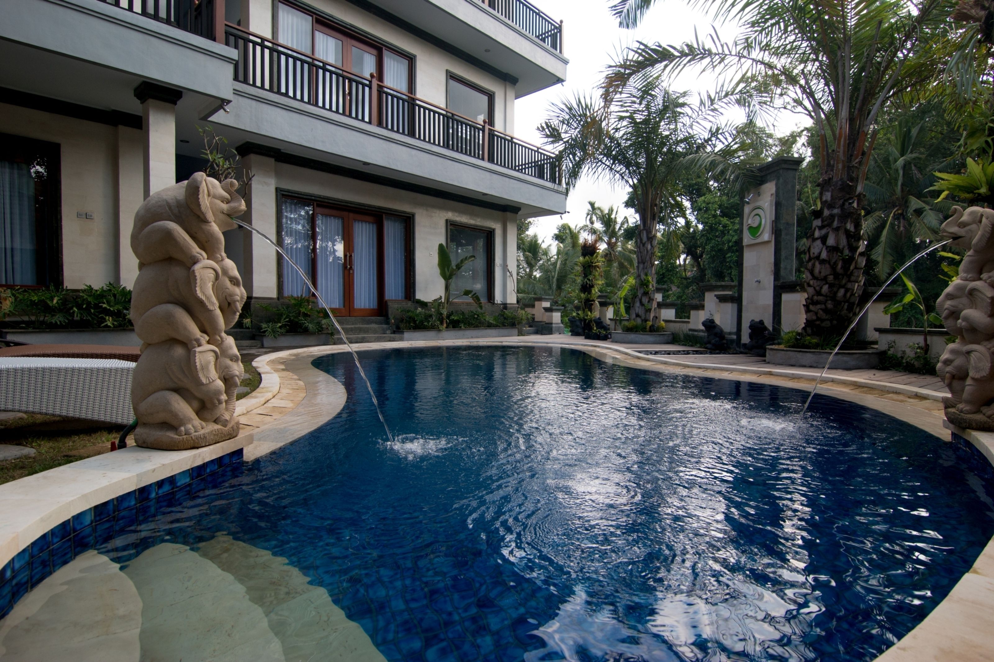 Amoya Inn