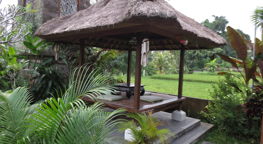 Anini Raka Resort & Spa