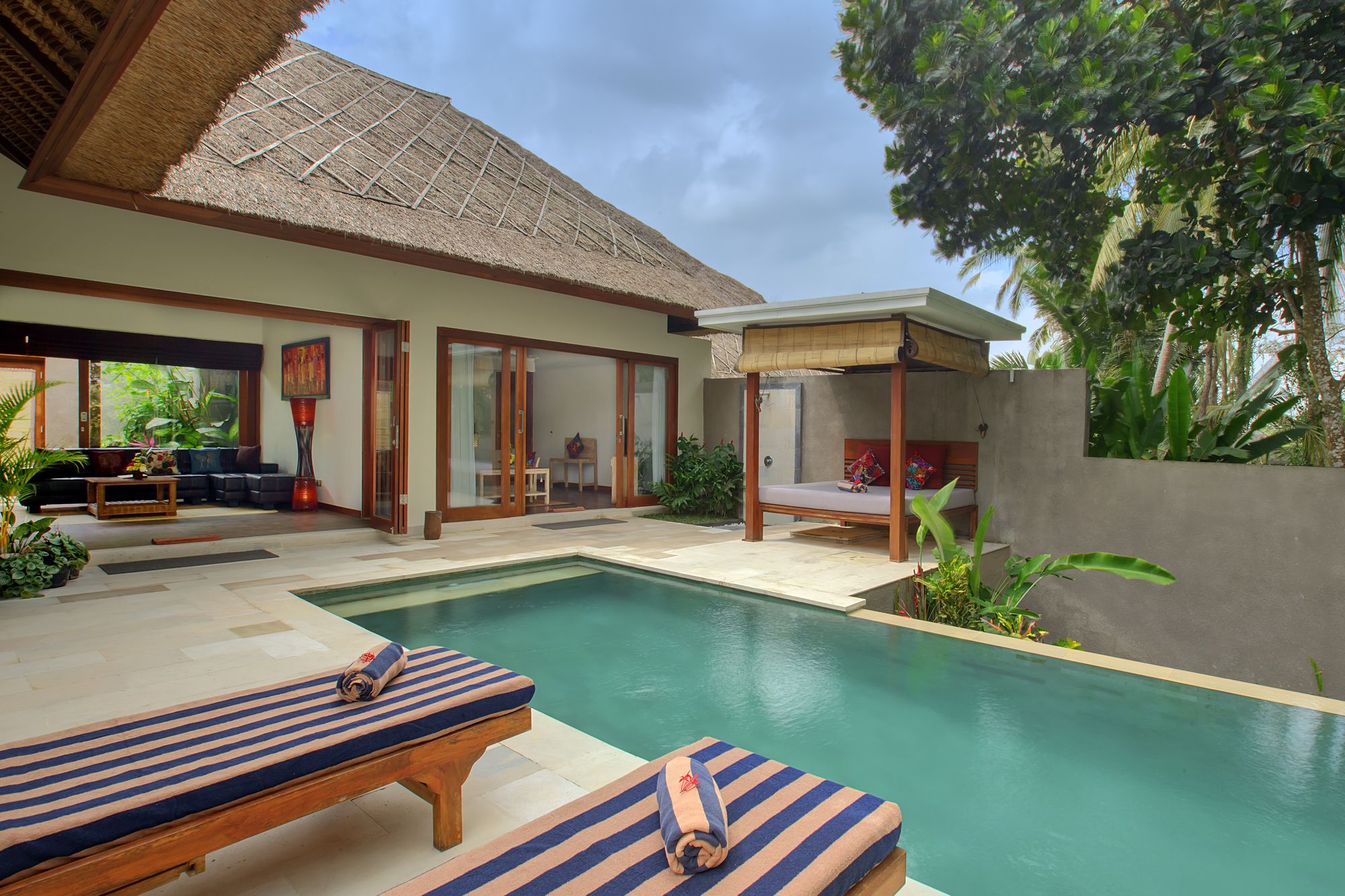 Anusara Luxury Villas