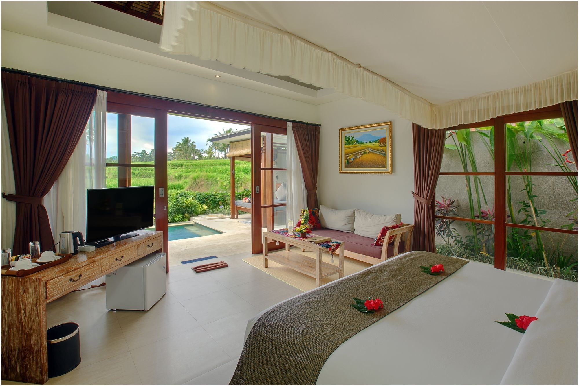 Anusara Luxury Villas