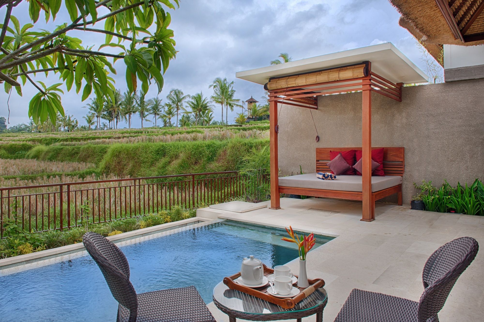 Anusara Luxury Villas