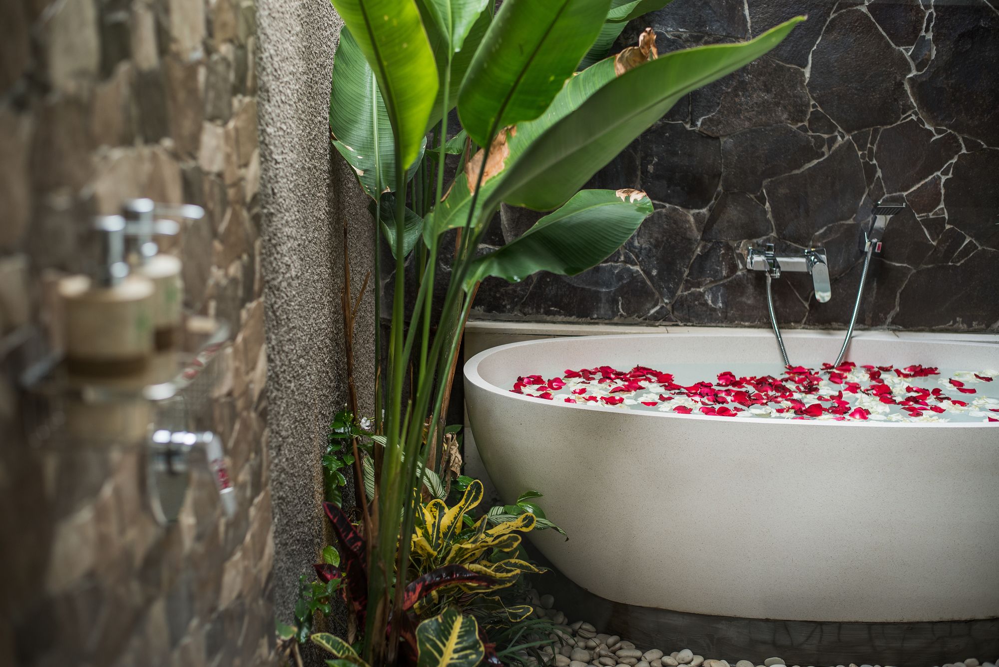 Anusara Luxury Villas