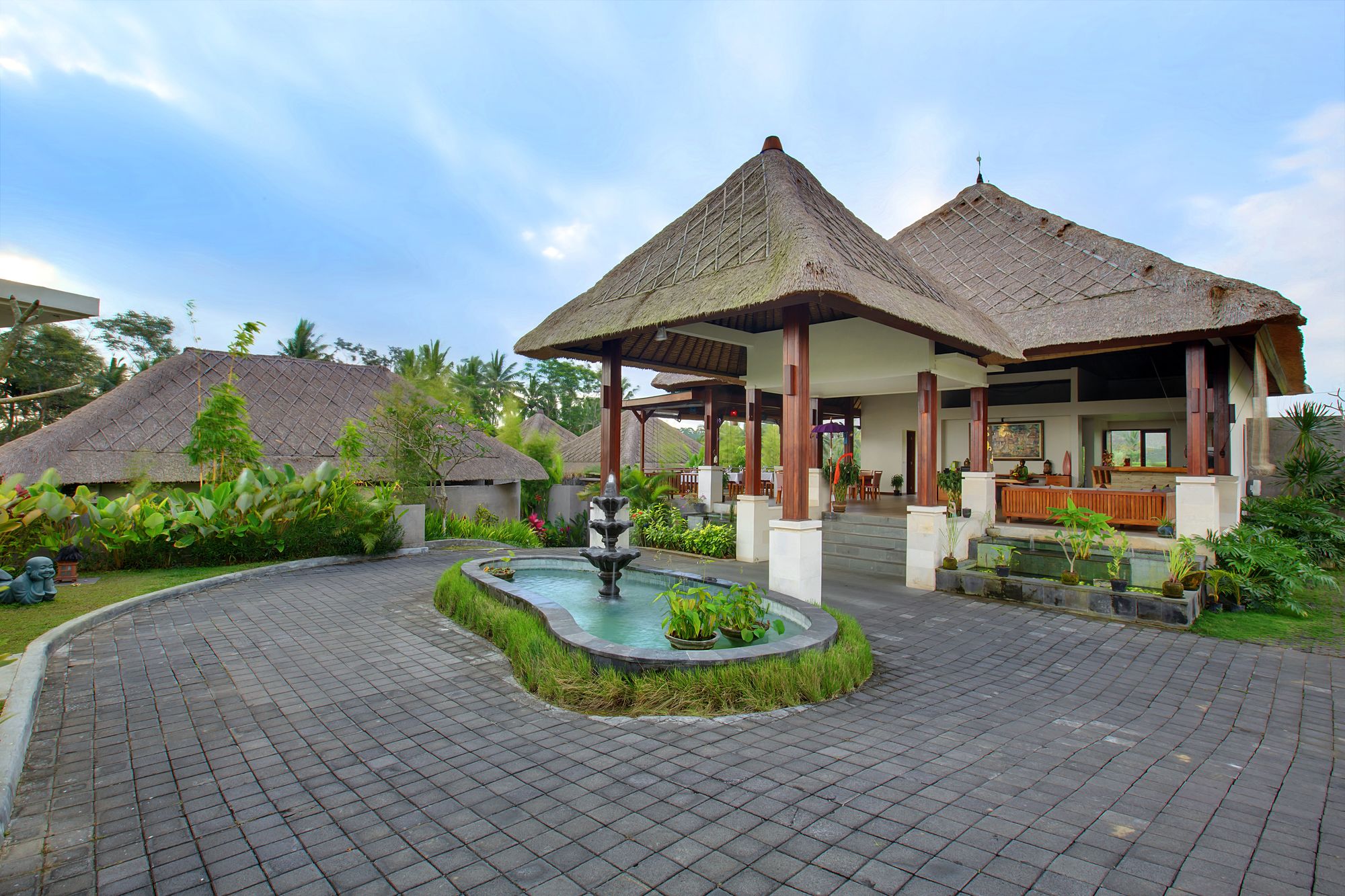 Anusara Luxury Villas