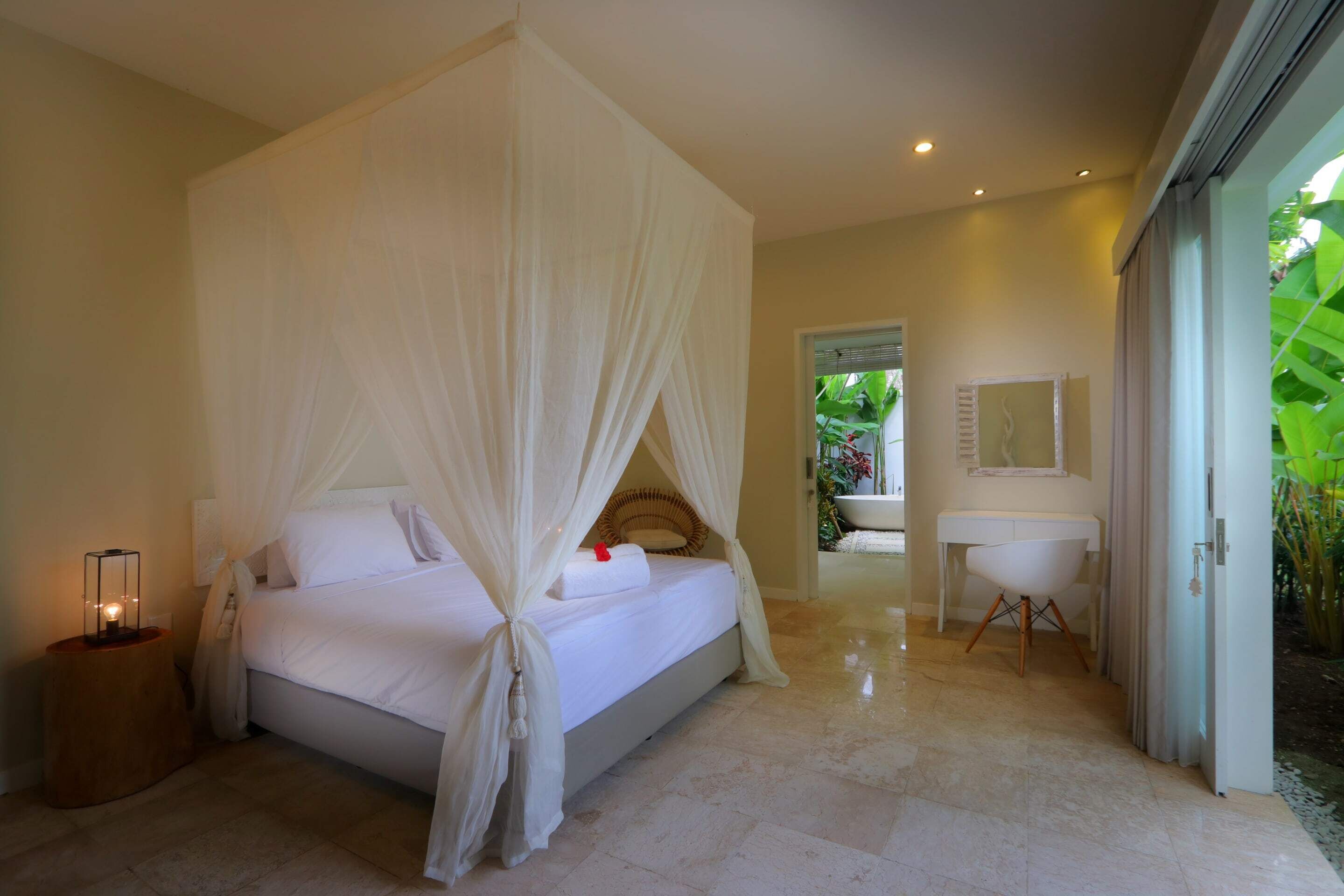 Astonishing Jungle Villa
