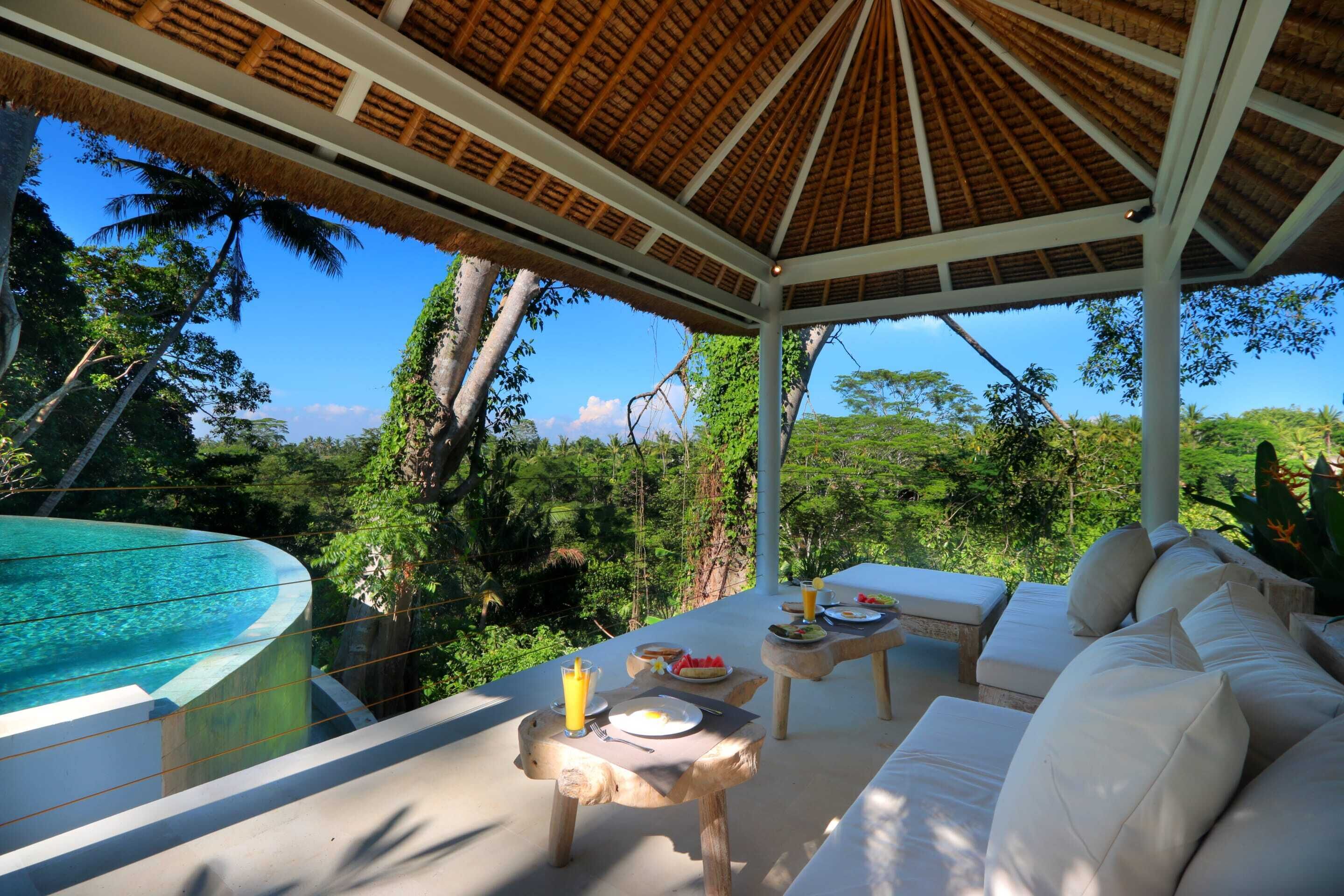 Astonishing Jungle Villa