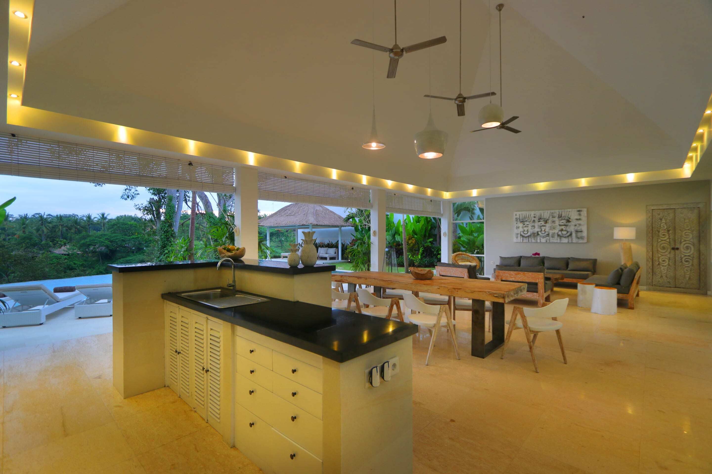 Astonishing Jungle Villa