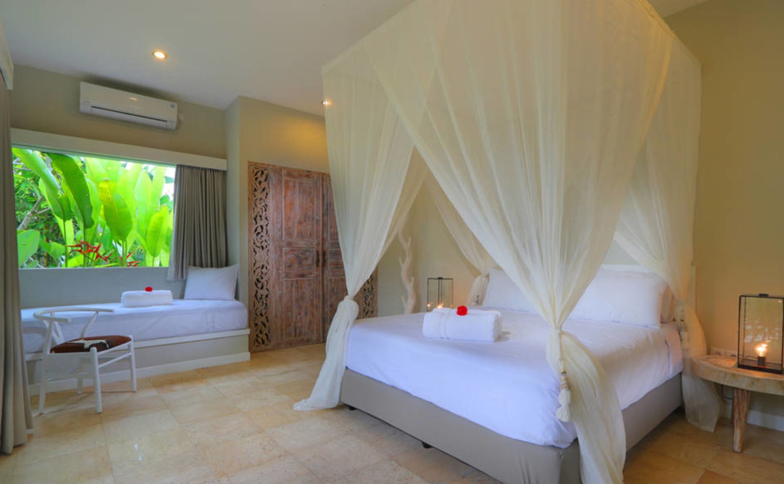 Astonishing Jungle Villa