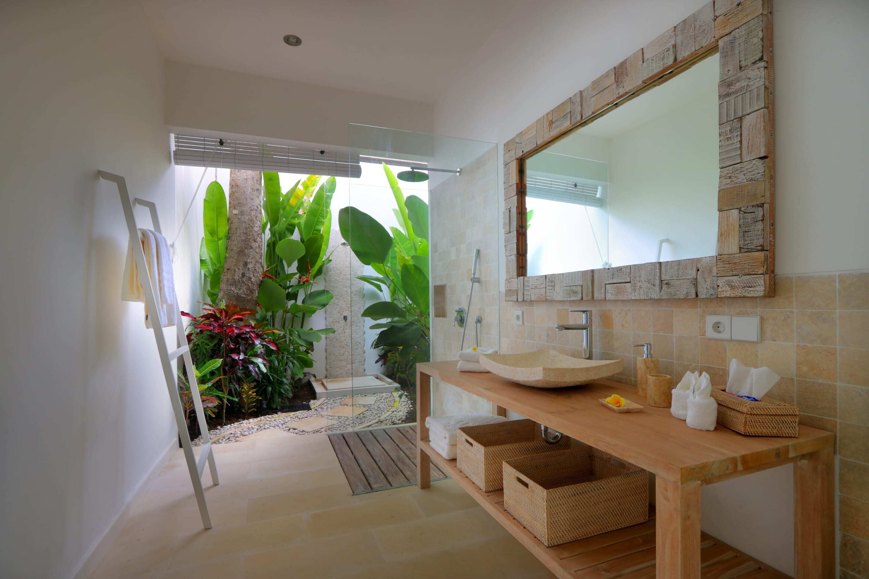 Astonishing Jungle Villa