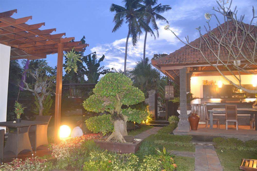 Baruna Sari Villa