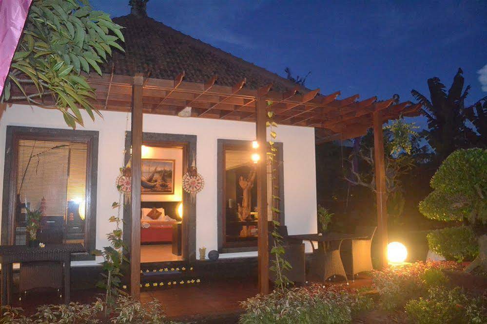 Baruna Sari Villa
