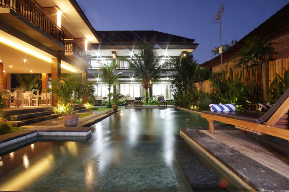 Batu Empug Cottages