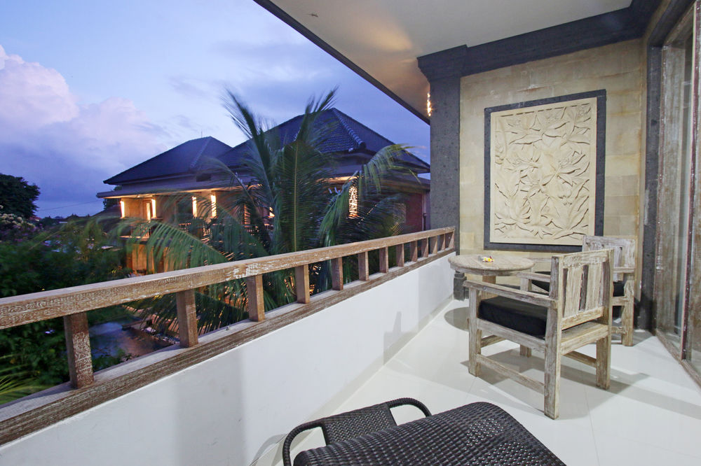 Batu Empug Cottages