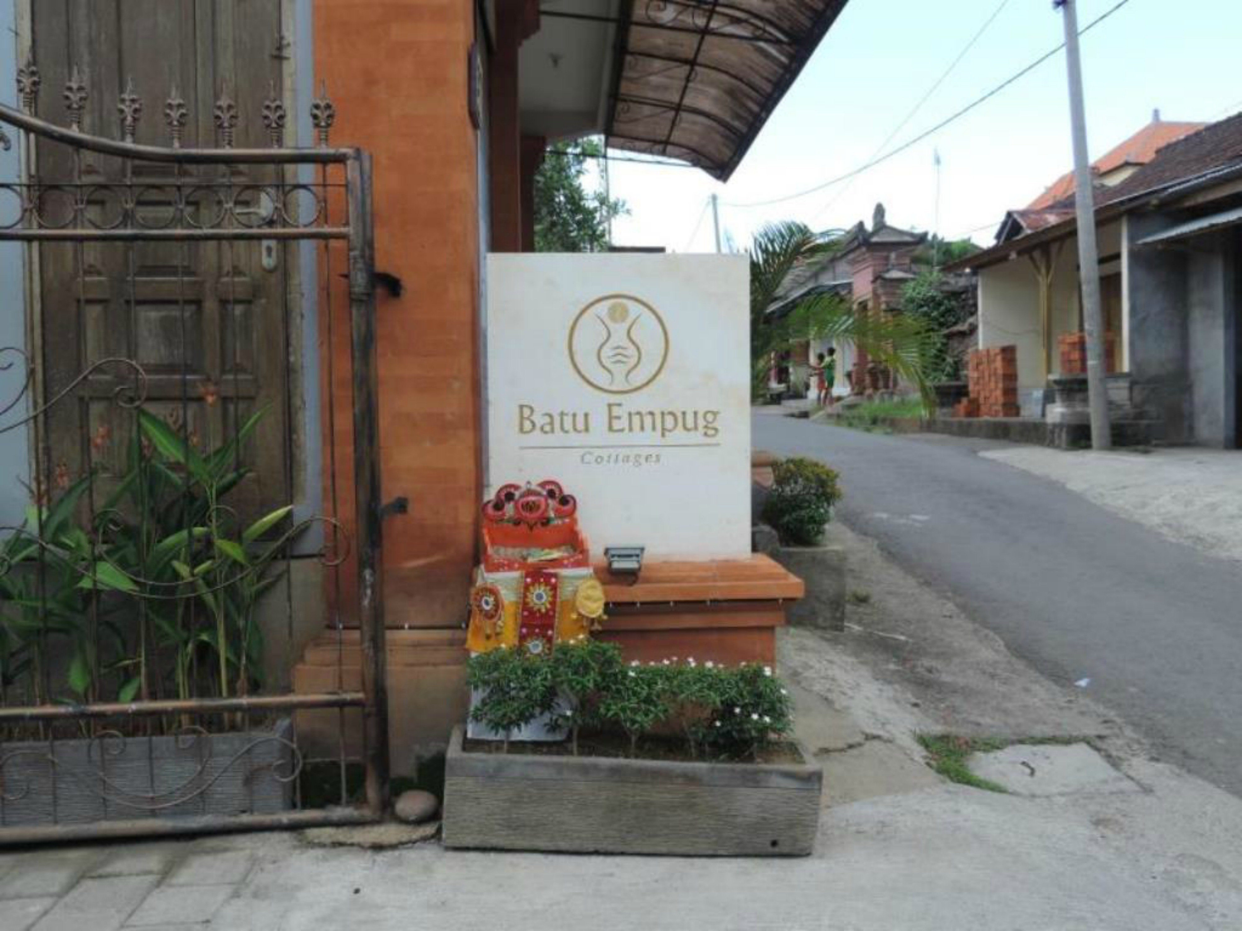 Batu Empug Cottages