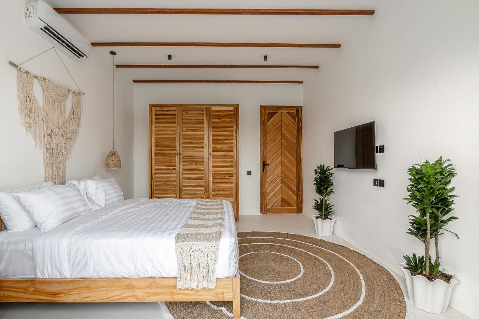 Berapi Villa by Evdekimi