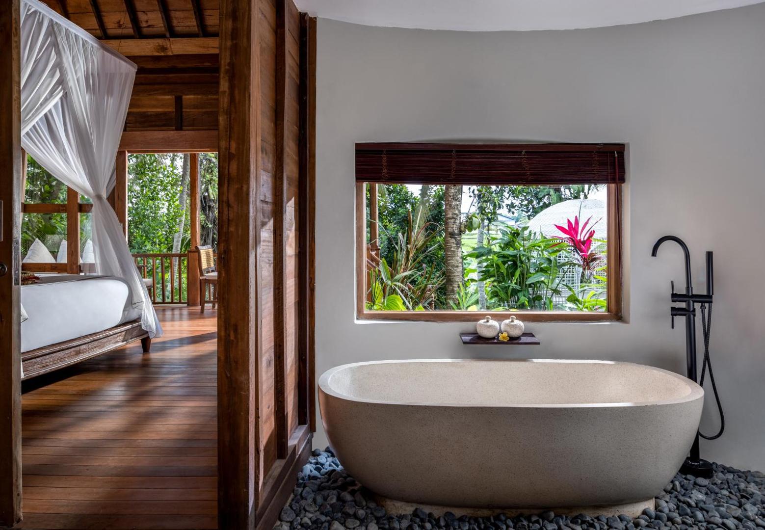 Berlima Wooden Lodge by Pramana Villas