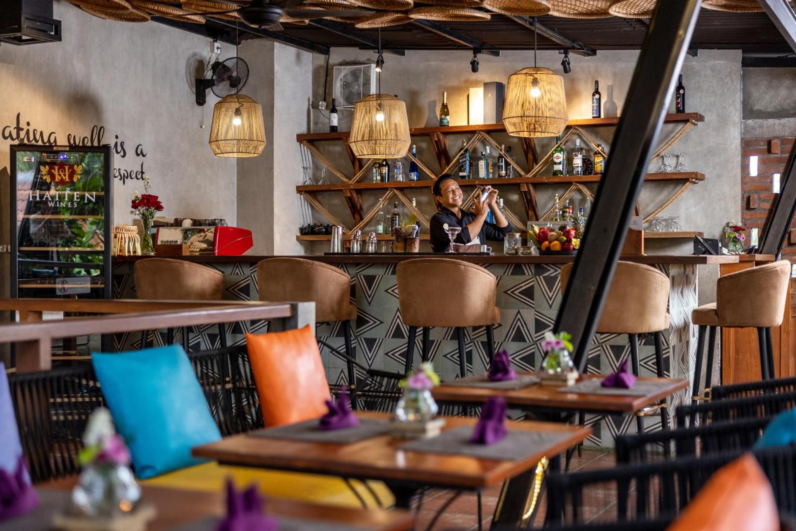 Berlima Wooden Lodge by Pramana Villas