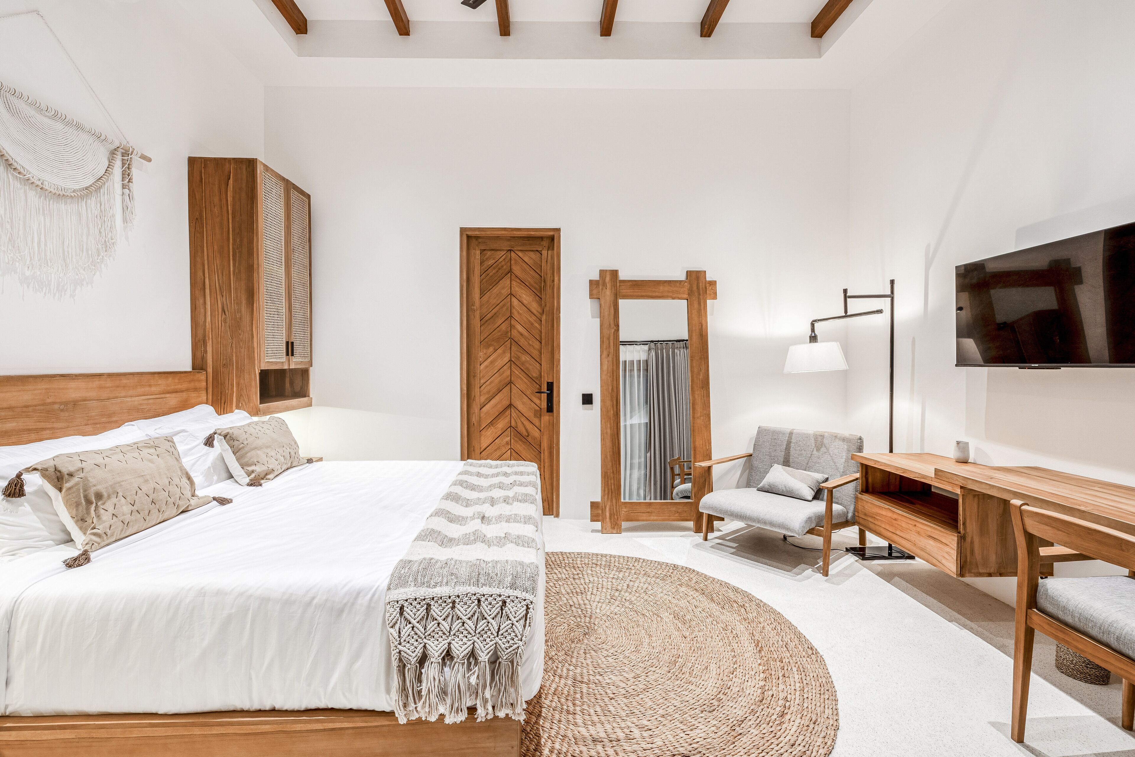 Brand New Capella Villa by Dh