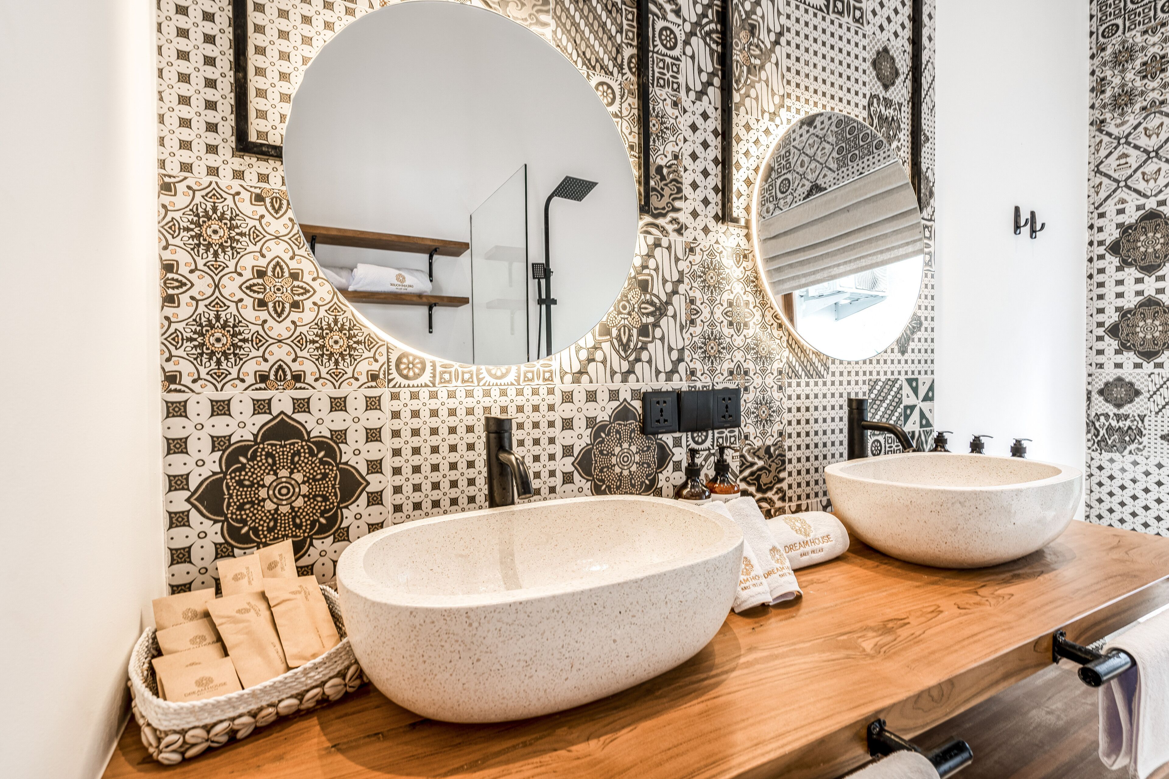 Brand New Capella Villa by Dh