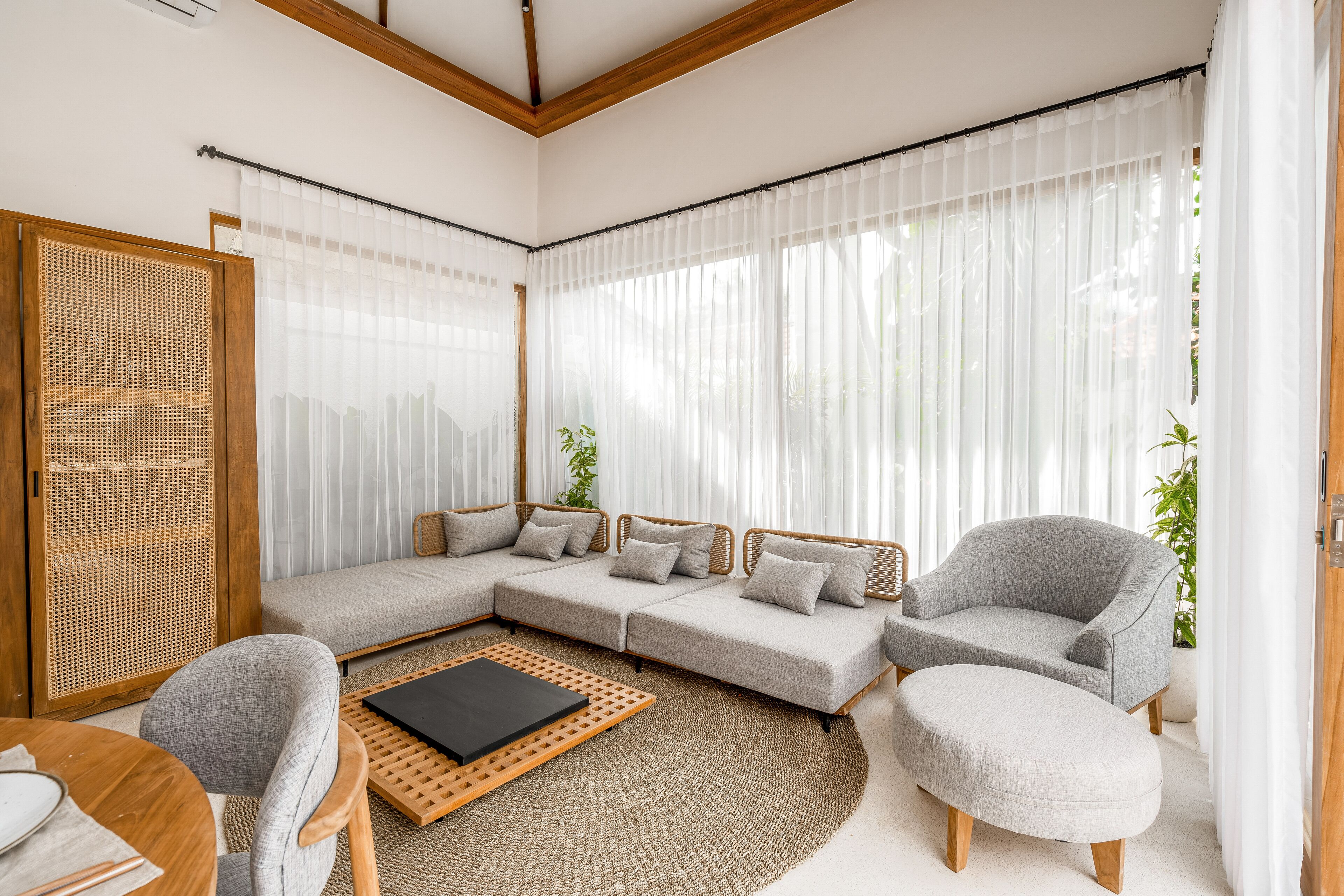 Brand New Capella Villa by Dh