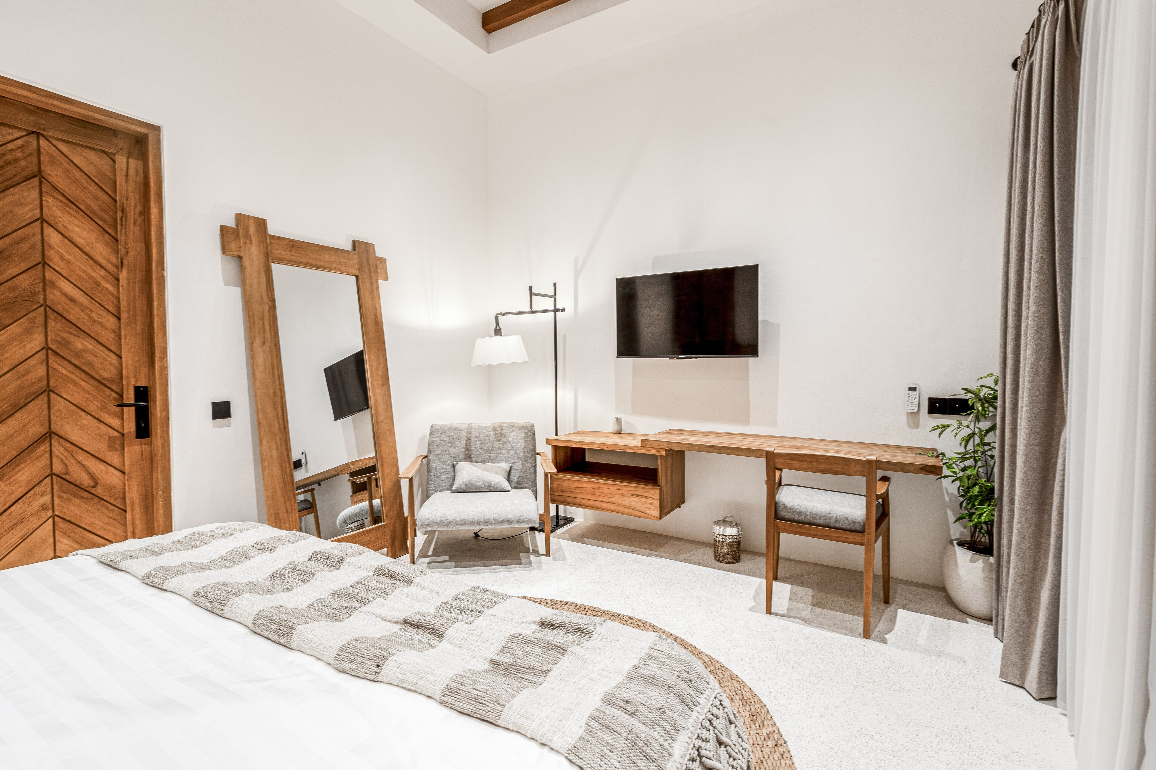 Brand New Capella Villa by Dh