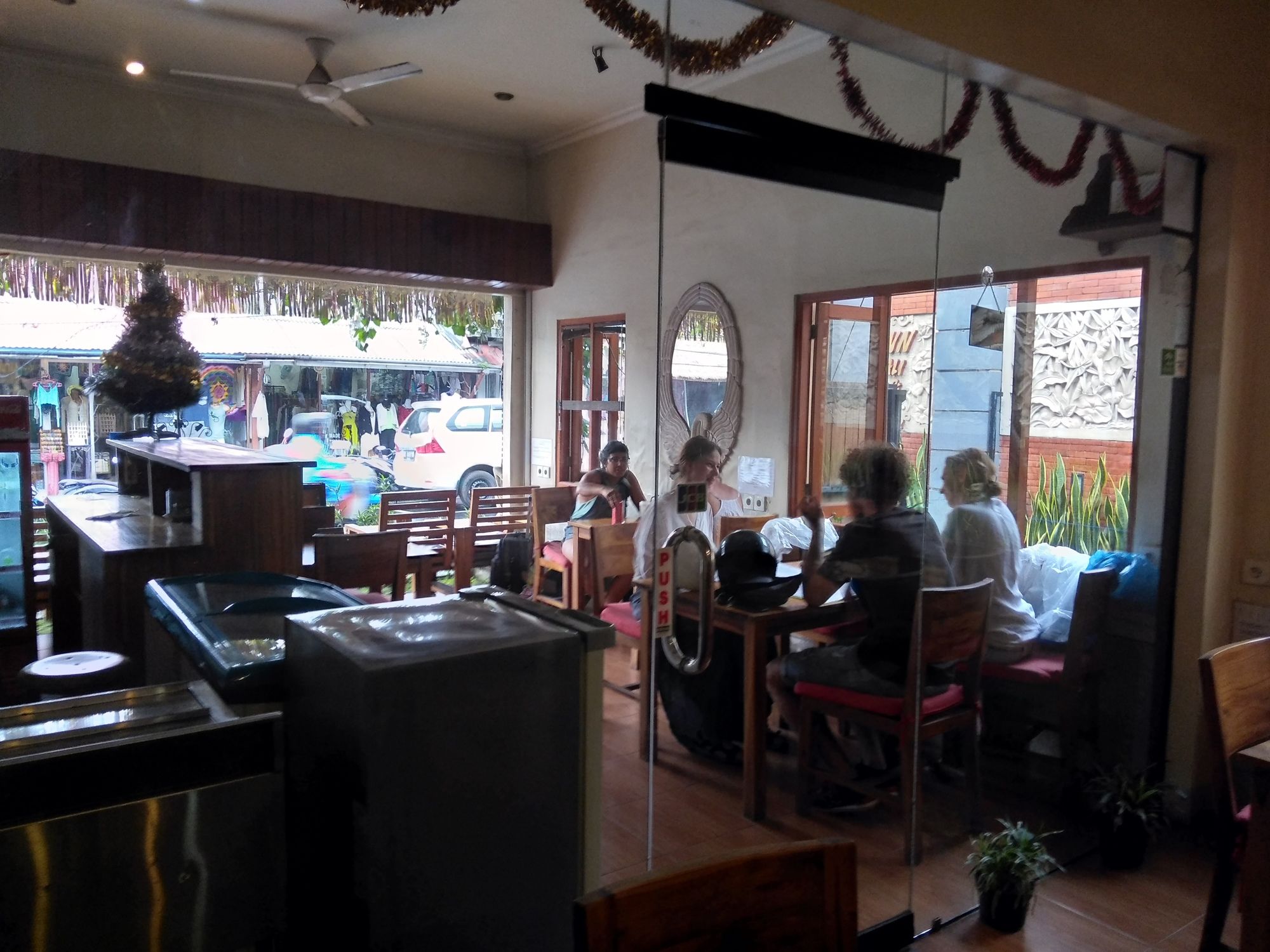 Brata Inn