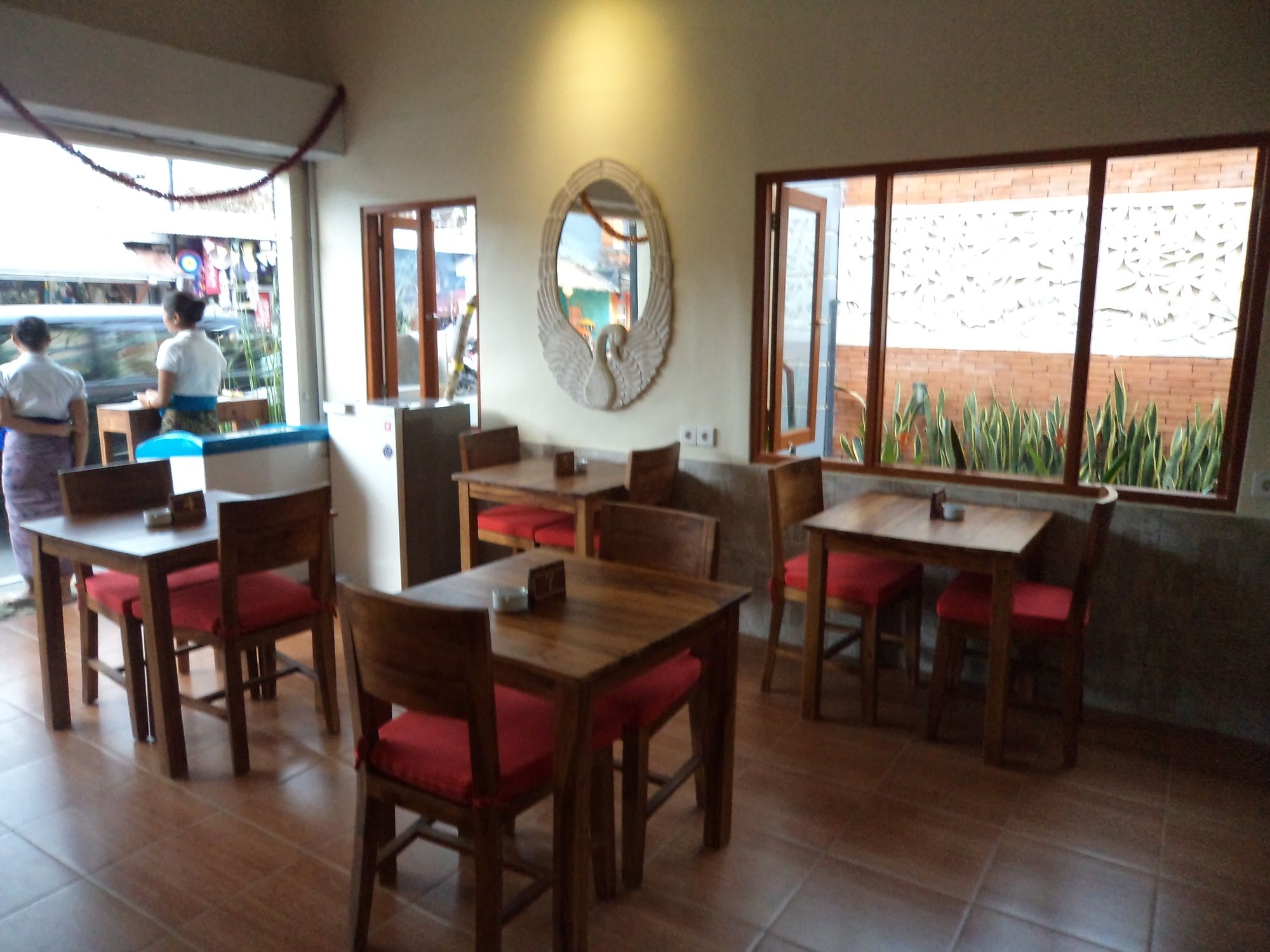 Brata Inn