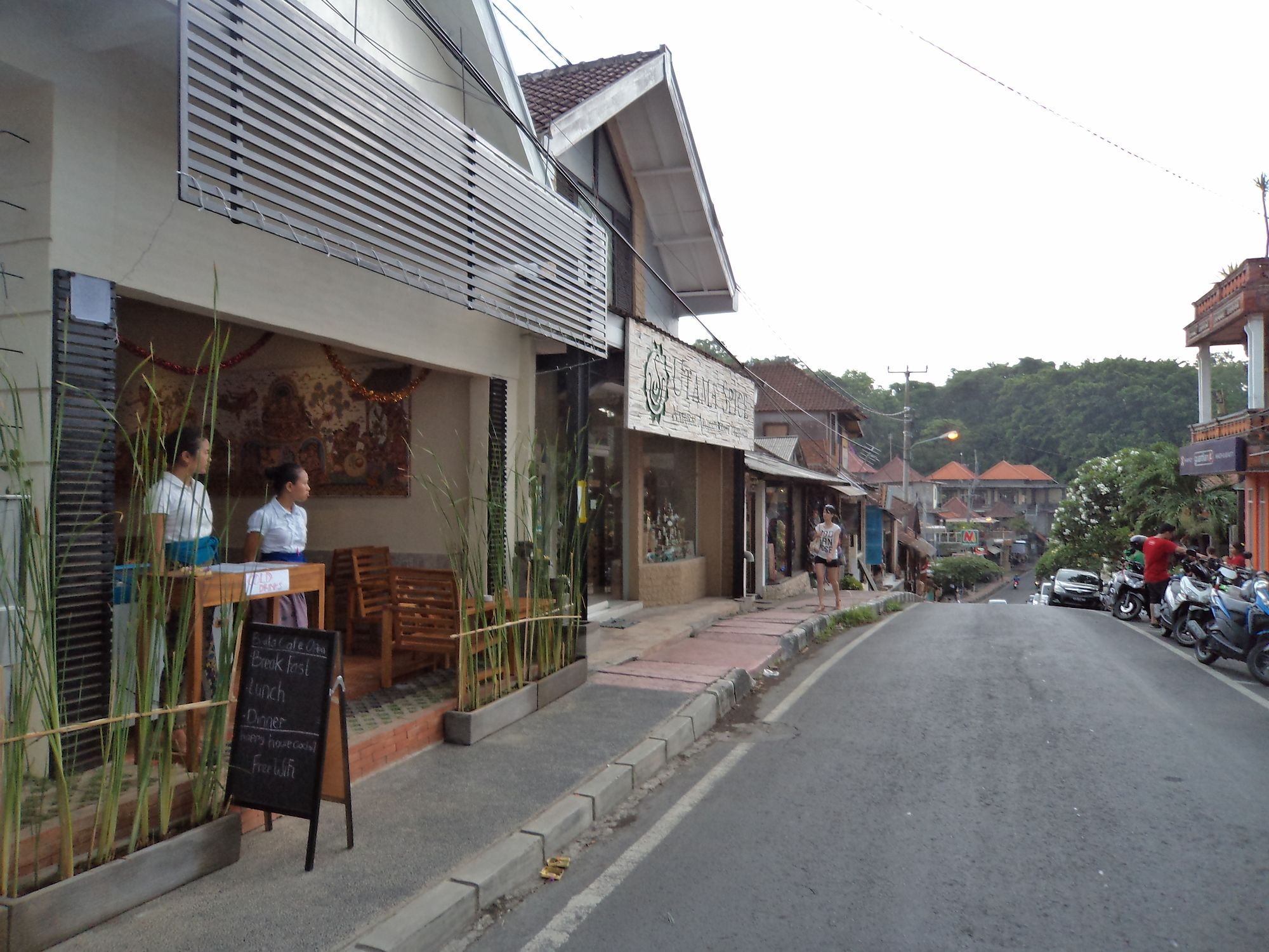 Brata Inn