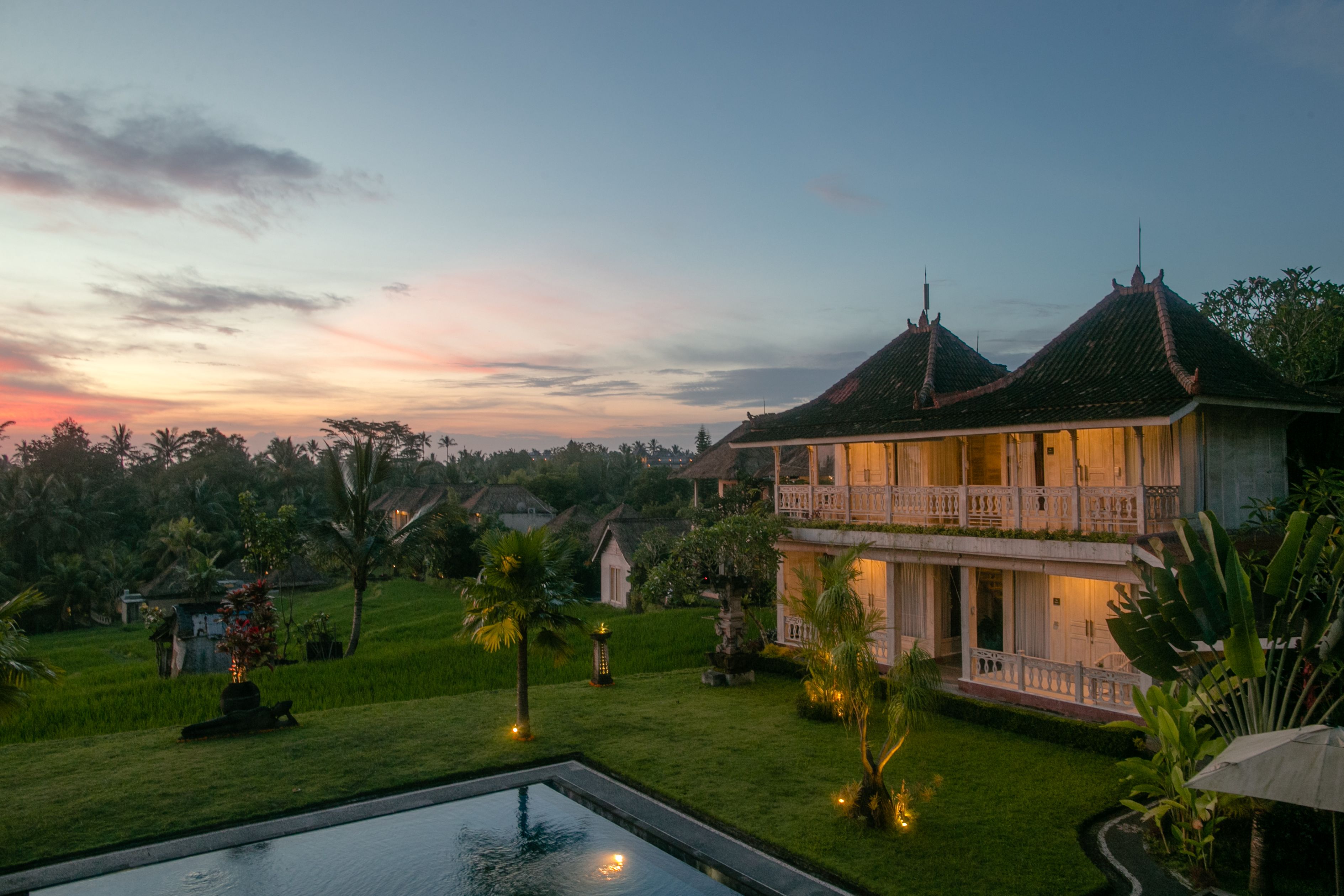 B Saya Villa