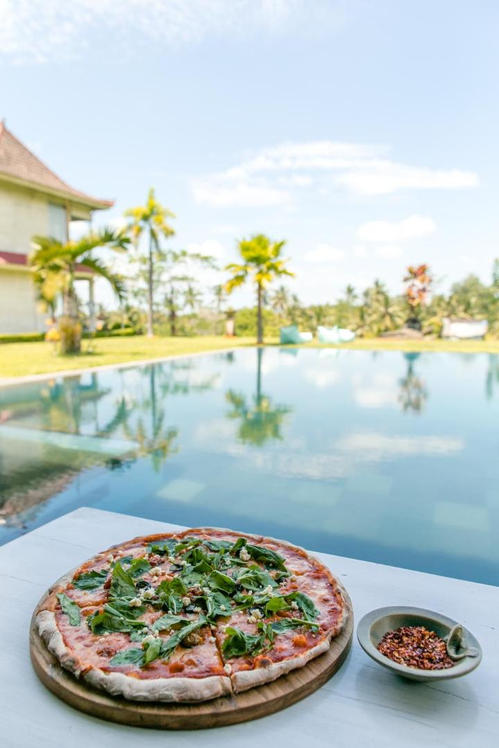 B Saya Villa