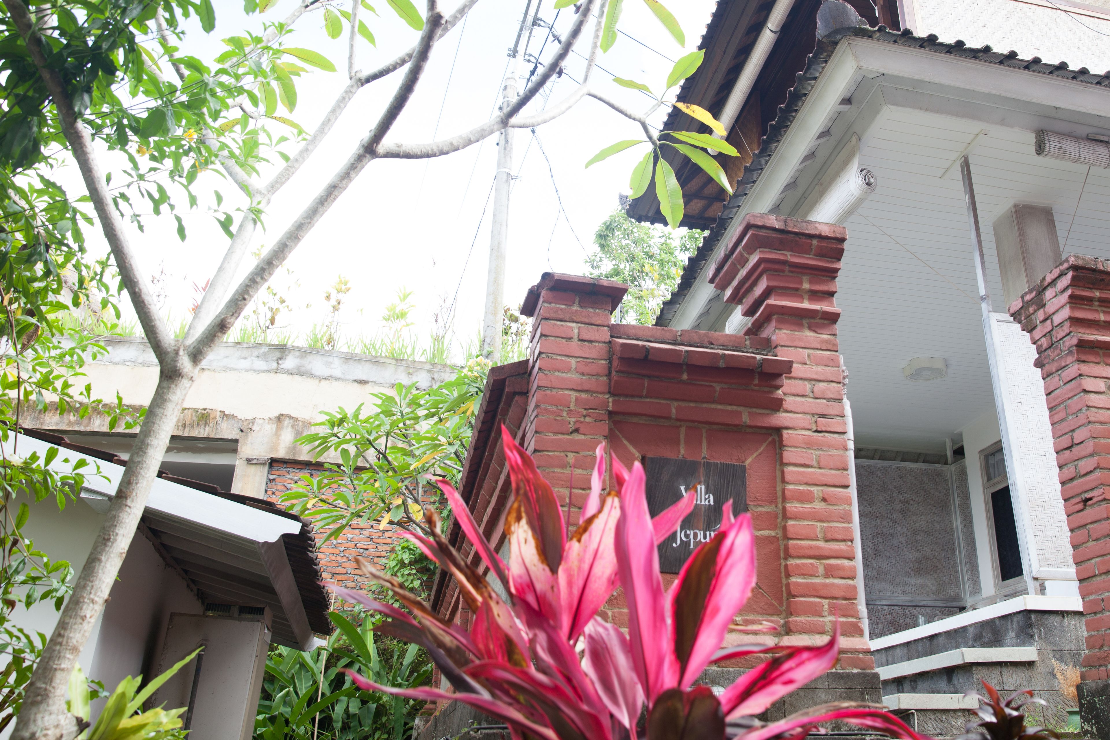 B Saya Villa