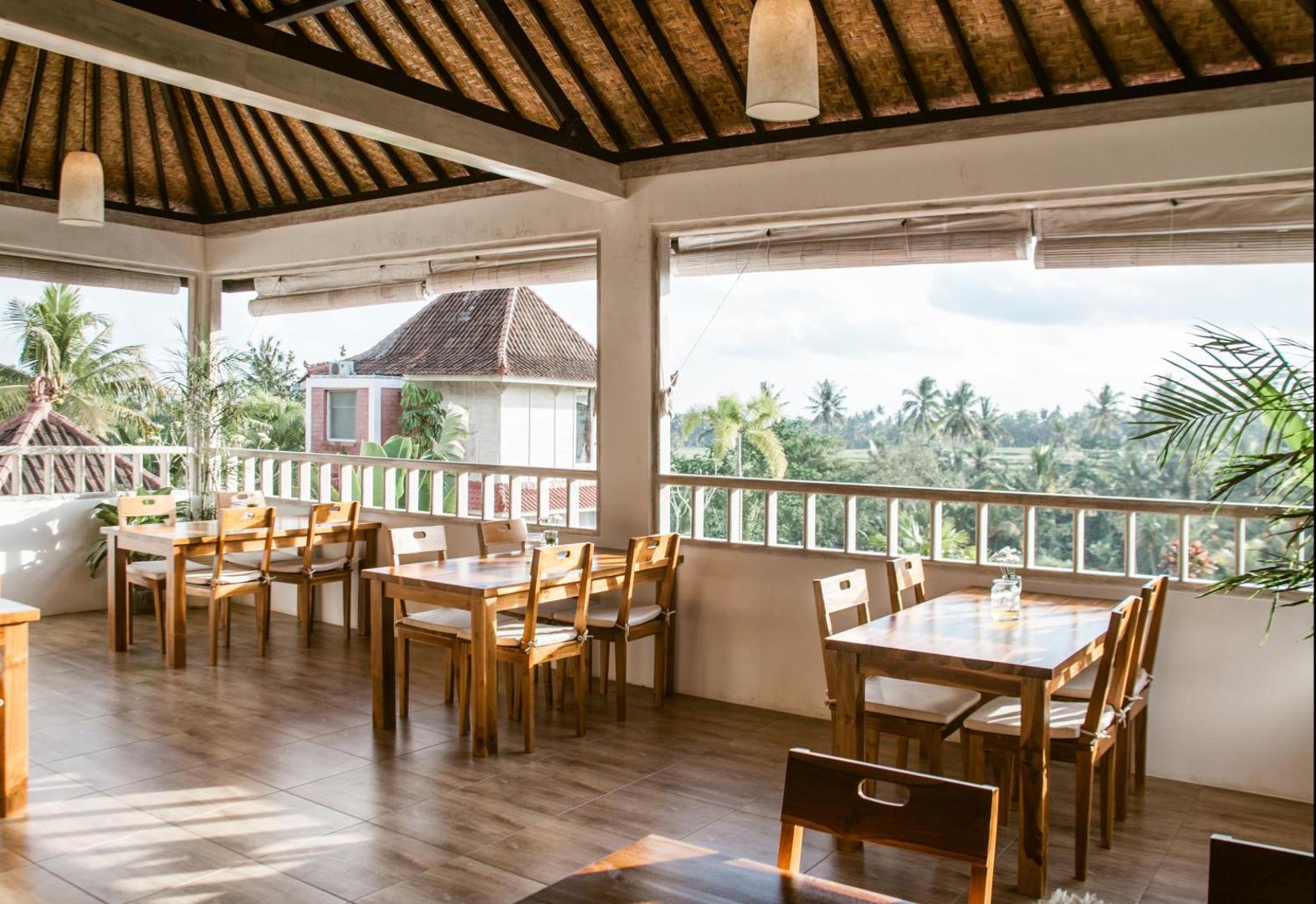 B Saya Villa