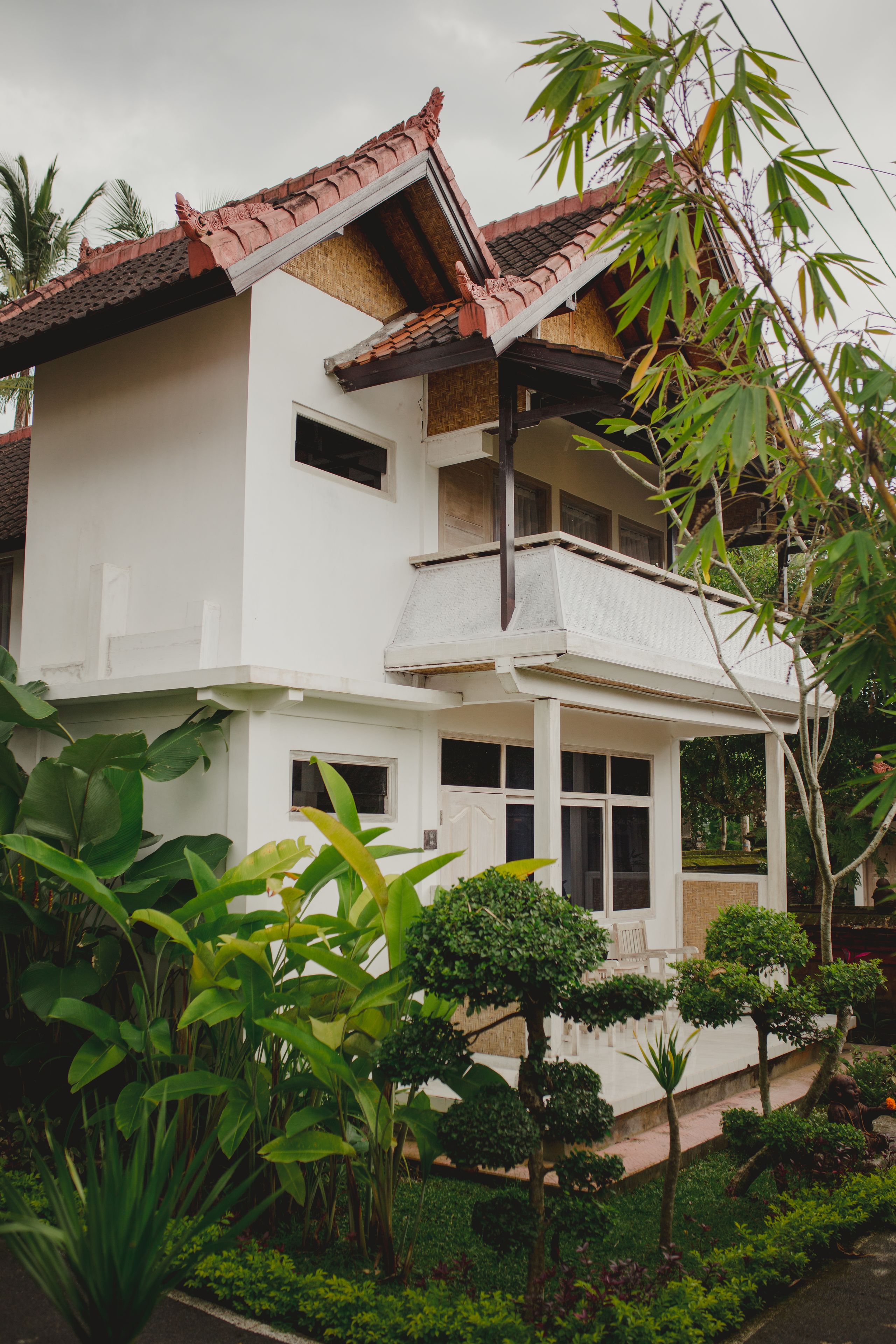 B Saya Villa