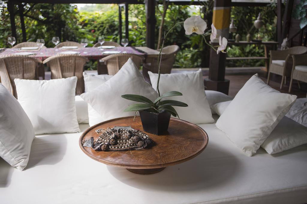 Citrus Tree Villas - Jean Francois