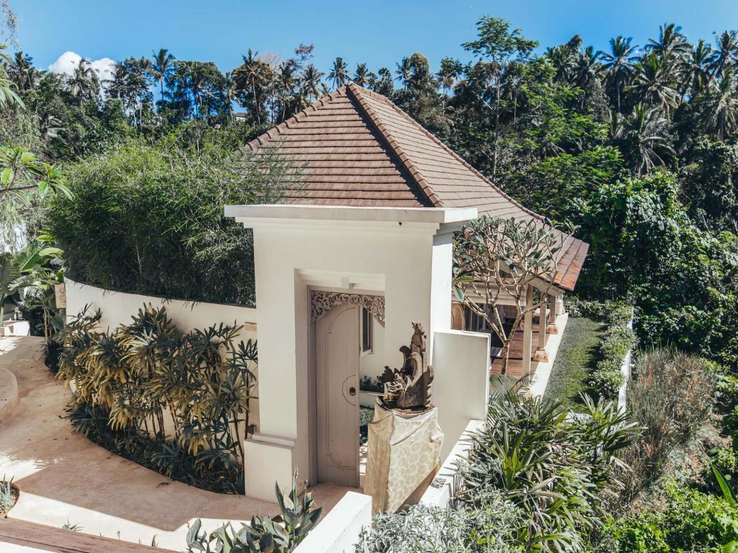 Cloud Nine Estate